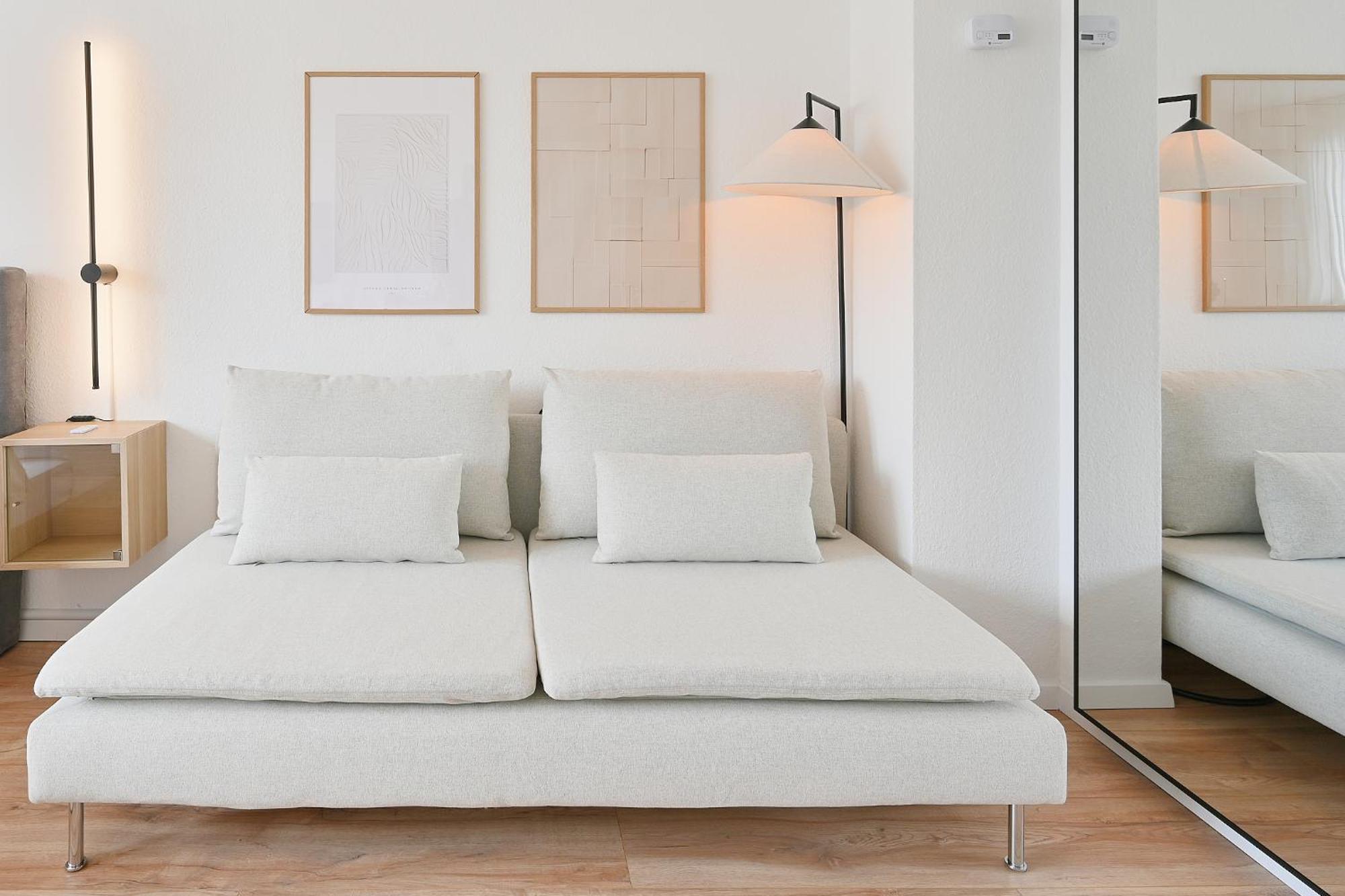 Beautiful And Stylish 1-Bedroom With Kitchen And King Size Bed Wuppertal Exterior foto
